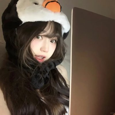 报告慕机长叶小姐单飞了